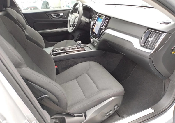 Volvo V60 cena 139900 przebieg: 24387, rok produkcji 2021 z Łomianki małe 667